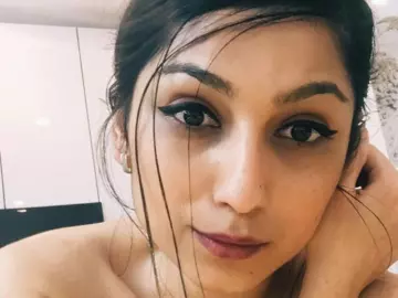 Imlive Adult Video Chat of Alle_xxxs