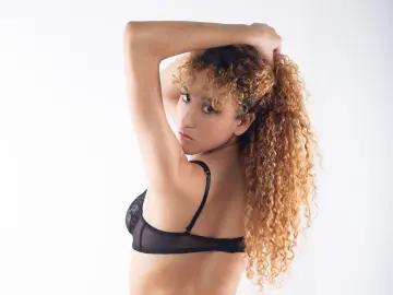Livejasmin Private Sex Chat of EmiRyann