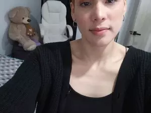 Myfreecams Live Sex Cam of Lauraa_Rose