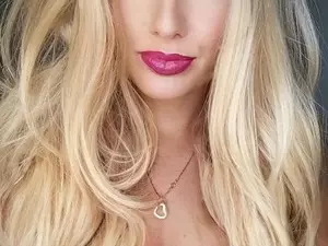 Myfreecams Free Porn Cam of DiamondGirl21