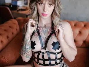 Myfreecams Watch Live Sex Cams of Kahot69