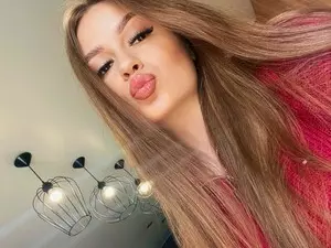 Myfreecams Best live sex cam show of Chloe_Shine