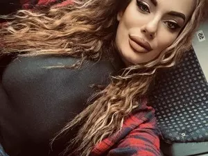 Myfreecams Sex Cam of Cassiehottt