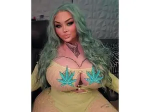 Myfreecams Free Porn Cam of SheylaGoddess