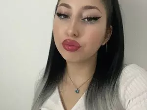 Myfreecams Private Sex Chat of YssaDiamonds