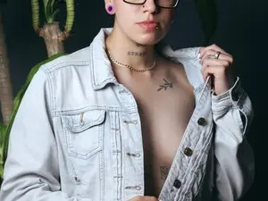 Myfreecams Best live sex cam show of Alex_Noa