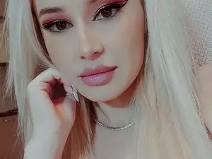 Myfreecams Free Live Porn of DiamondMoon