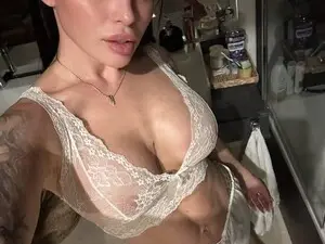 Myfreecams Best live sex cam show of Nadin_Crystal