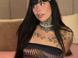 Myfreecams Live Sex of Curvylicious_