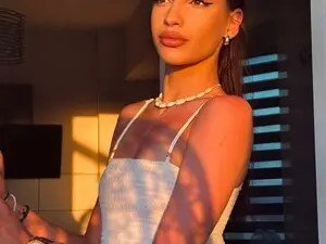 Myfreecams Nude Webcam of KimmDaviss