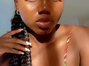 Myfreecams Free Live Porn of Maika27