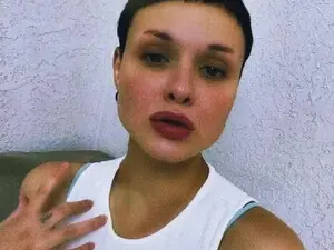 Myfreecams Nude Webcam of Lee_Berry