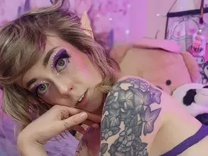Myfreecams Adult Webcams of Riley_Cyriis