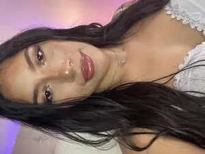 Myfreecams Live Sex of Daniela_Henao