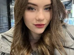 Myfreecams Live Sex Cam of ElenaOconar