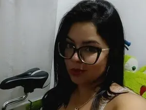 Myfreecams Free Porn Cam of KiaraRouse