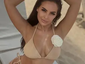 Myfreecams Adult Webcams of Alma_Luv