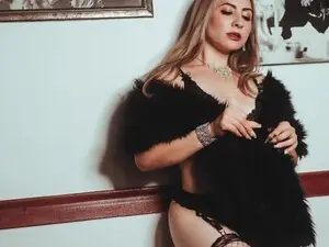 Myfreecams Watch Live Sex Cams of anarosassx