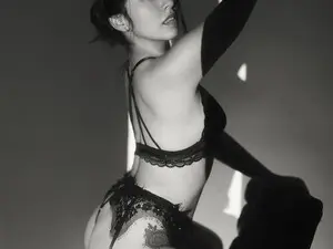 Myfreecams Free Porn Cam of Valery_Wang