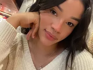 Myfreecams Live Sex of Kiararose22