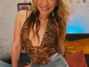 Streamate Watch Live Sex Cams of KamiliaMae