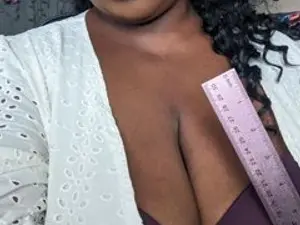 Streamate Adult Webcam of TajaEthereal