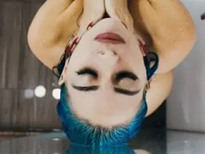 Streamate Live Porn of SrtaBlue