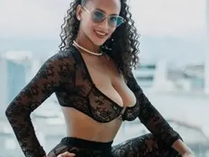 Streamate Adult Webcams of EmmaFerrari