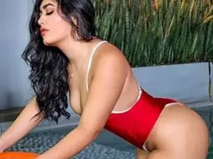 Streamate Watch Live Sex Cams of MiaBrows