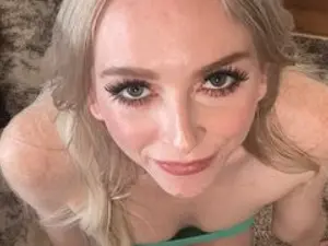 Streamate Adult Webcam of RemiReagan