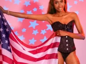 Streamate Live Sex Cam of AntoneellaHott