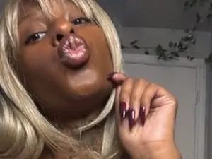 Streamate Free Live Porn of GoddessMistiSavannahH