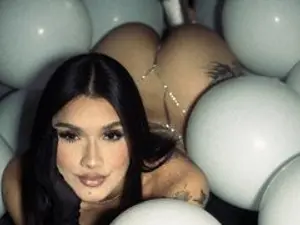 Streamate Adult Webcams of Lotie_Cox