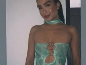 Streamate Free Live Porn of emmaelliss