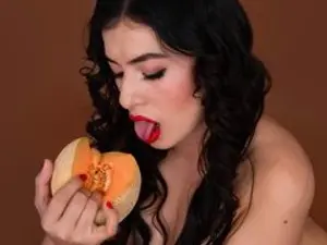 Streamate Free Porn Cam of ScarletWite