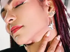 Streamate Private Sex Chat of Hannapetit29
