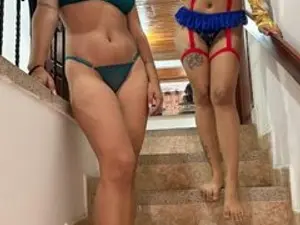 Streamate Best live sex cam show of NicolANDsara