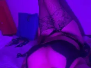 Streamate Sex Cam of ScarletGlow