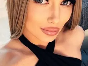 Streamate Live Sex Cam of XoxoSky