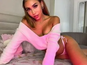 Streamate Sex Cam of GiaSkye