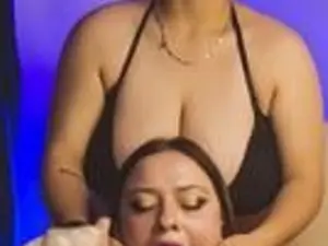 Streamate Best live sex cam show of miaandmolly