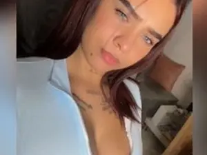 Streamate Free Porn Cam of MaidyIsaza