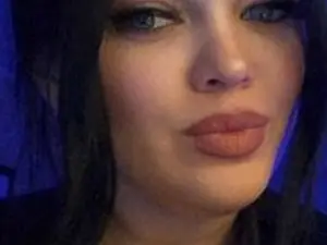 Streamate Live Porn of KissNight