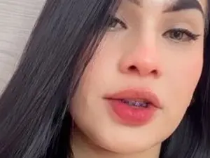Streamate Free Porn Cam of IamCarollVbna