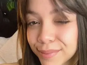 Streamate Best live sex cam show of Helenna59