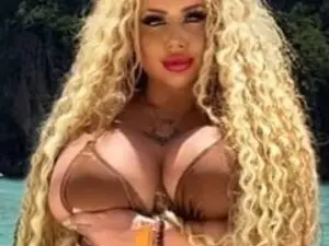 Streamate Nude Webcam of TiaDoll