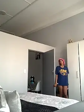 Stripchat Watch Live Sex Cams of Queen-Boobylicious