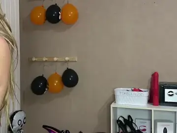 Stripchat Best Webcam of lucie_mehott