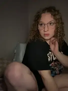 Stripchat Sex Cam of EmmieRae