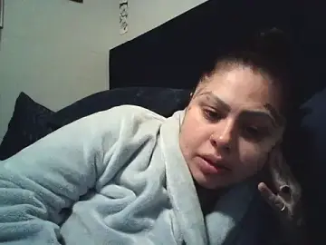 Stripchat Live Porn of chicanachic13